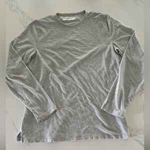 Abercrombie Men’s Grey & White Stripe Long Sleeve